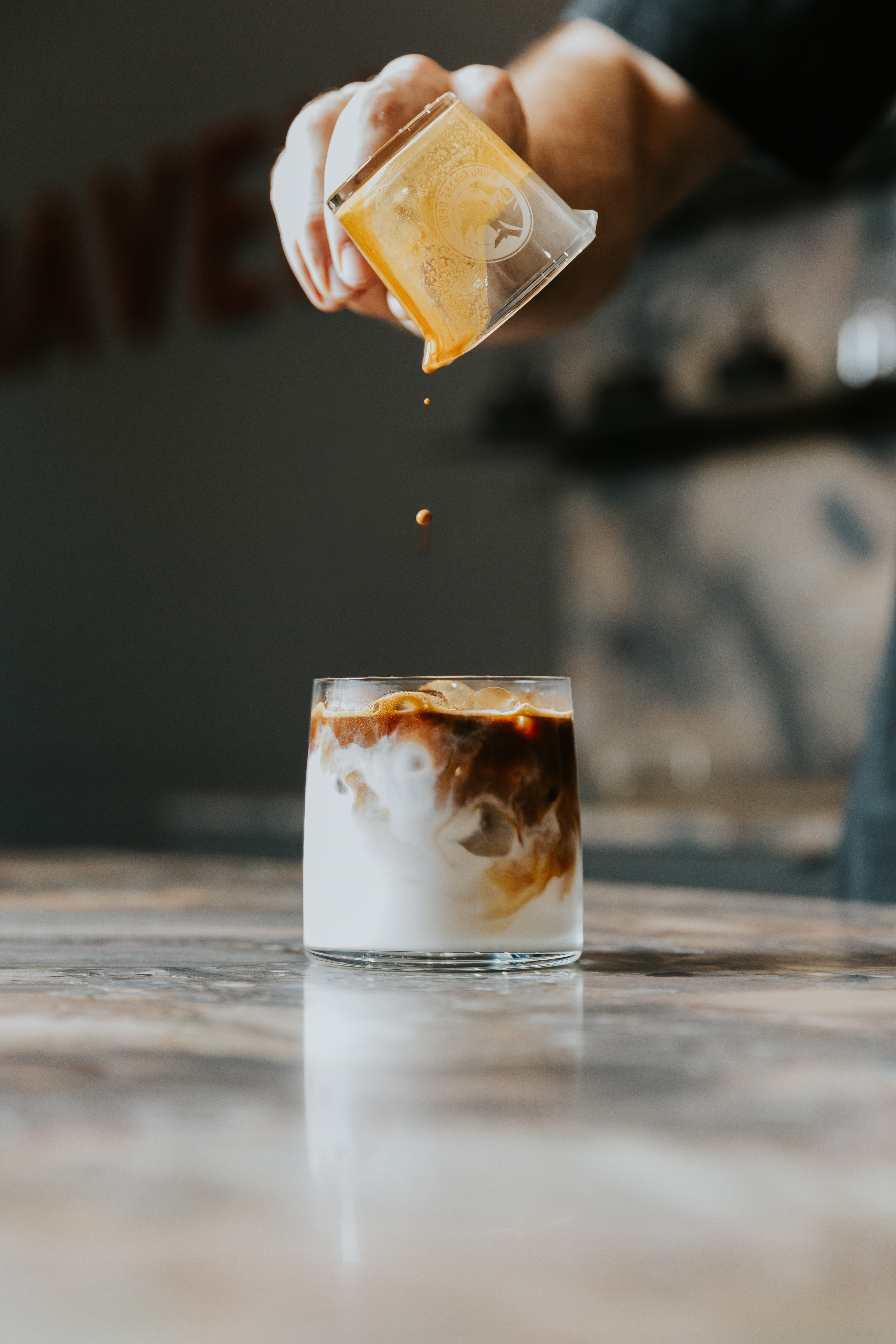 Coffee pour
